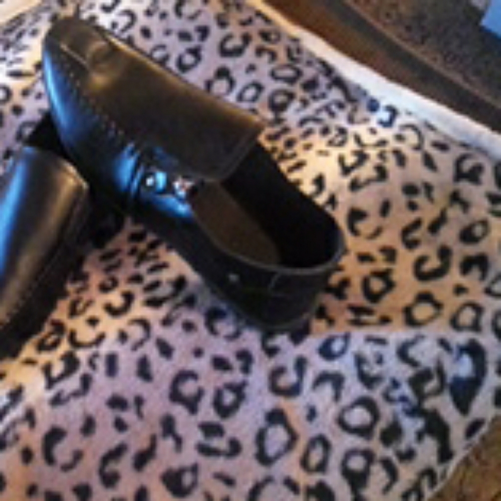 Black men's dress shoes